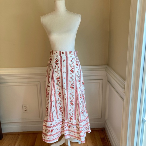 REFORMATION White Red Floral Stripe Linen Midi Ruffle Hem Skirt NWOT - Picture 10 of 11